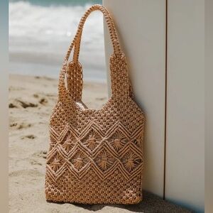 🆕 ✨ NWT Lulus Glitter Gold Woven Tote Bag